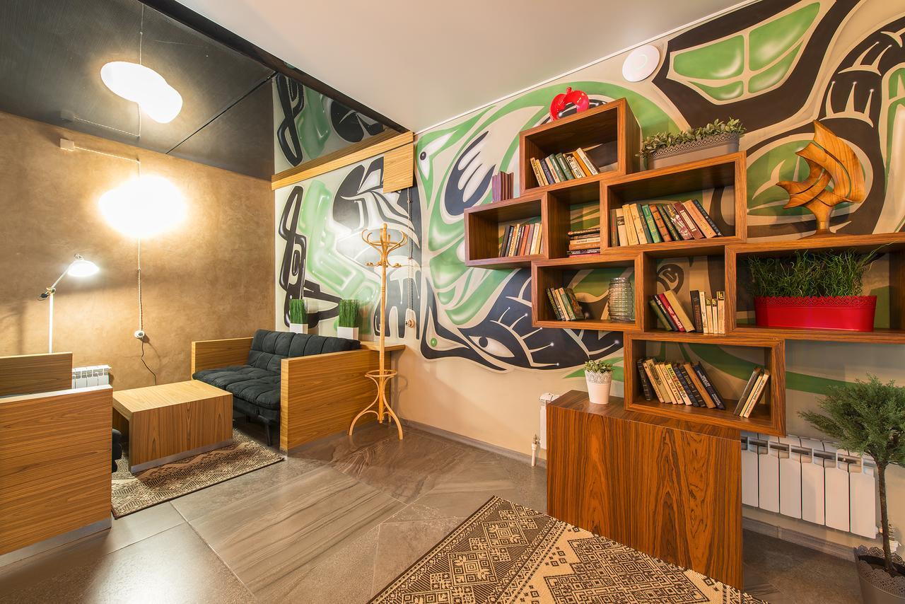 Inn Ozz Karagandy Extérieur photo