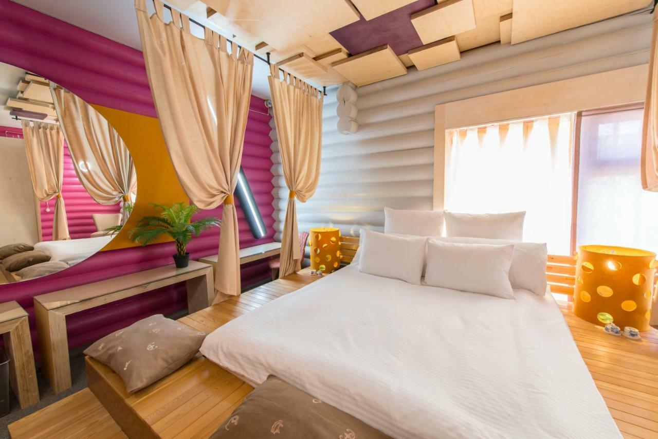 Inn Ozz Karagandy Extérieur photo